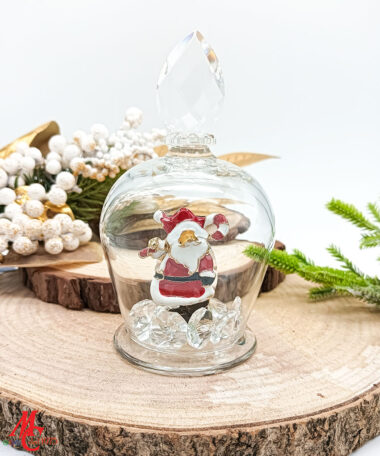 Campanella cristallo con Babbo Natale Materiale: Vetro Altezza: 13cm Colore: Bianco - Rosso - Verde - Oro