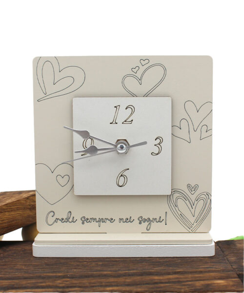 Bomboniera Economica Orologio Cuori con Frase "Credi nei Sogni"
