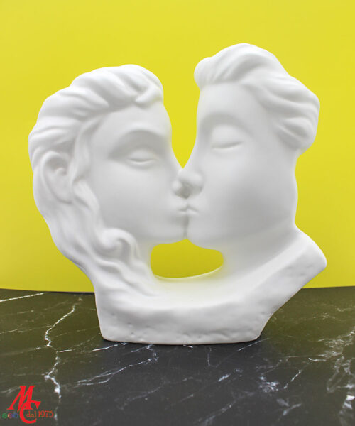 Bomboniera Coppia Bacio in Porcellana – Matrimonio