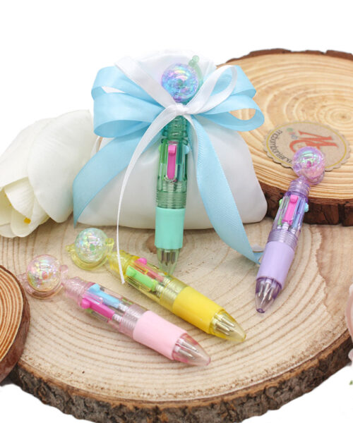 Bomboniera Penna Multicolor con Globo – Un'Idea Originale e Utile