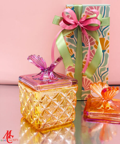 Bomboniera Scatola di Vetro Colorato con Farfalla