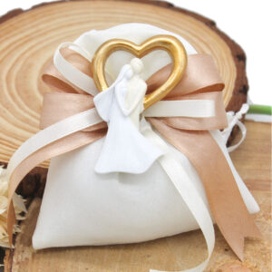 Bomboniera Calamita Sposi in Resina – Elegante Ricordo di Matrimonio