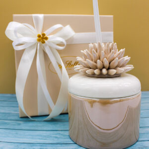 Profumatore corallo porcellana beige 8,5×8,5xh.11,5 cm completo di confezione