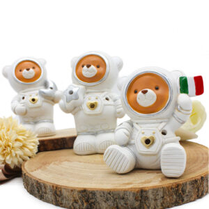 Bomboniera Astronauta LED in Resina 4 Assortiti h.max 12,5 cm | MC Bomboniere