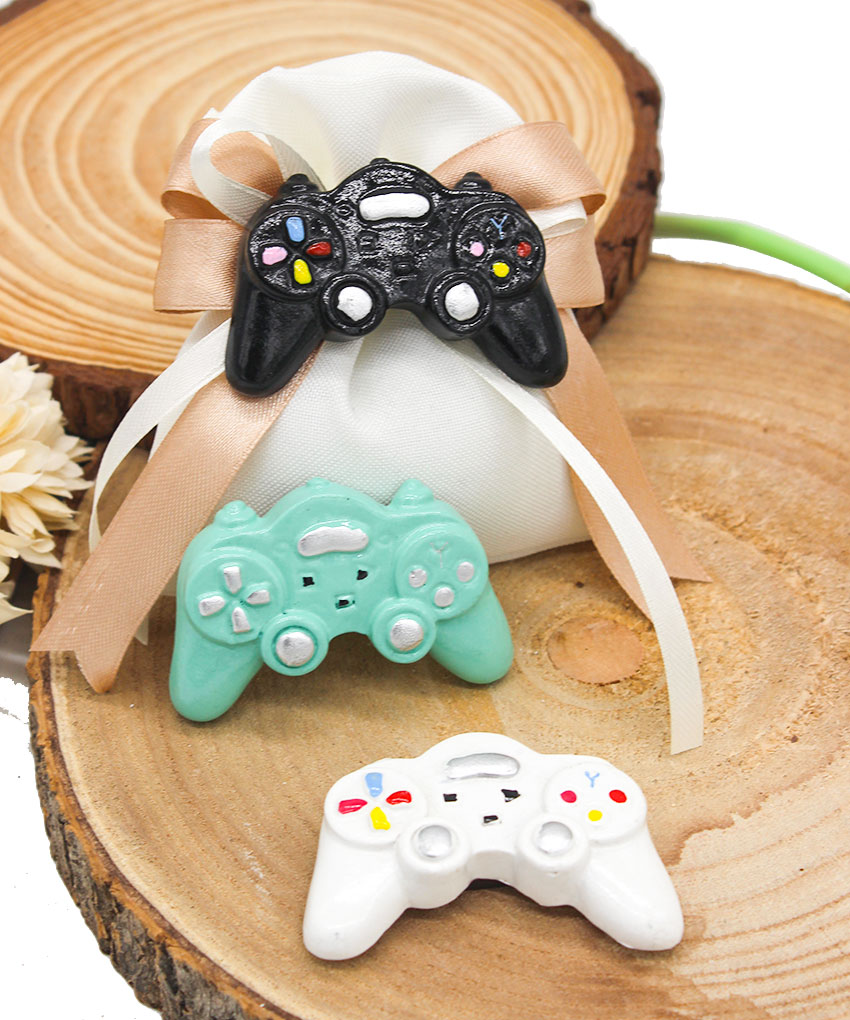 Bomboniera Calamita Joystick in Resina – 3 Colori Assortiti | MC Bomboniere