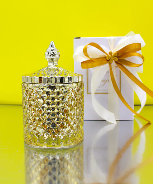 Confezione base inclusa. Personalizzazione disponibile nei passaggi successivi. Bigliettini esclusi, acquistabili prima del completamento dell’ordine.