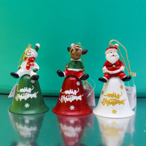 Appendino Campana Natalizia in Metallo – 3 Assortimenti – 6,5×10,5 cm