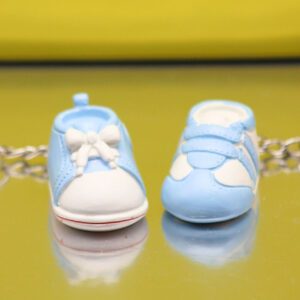 Portachiavi Scarpette Celeste 5 cm – Bomboniera Nascita e Battesimo – 2 Modelli