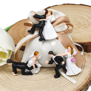 Bomboniera Magnete Sposi Simpatici – 6 cm – Modelli Assortiti