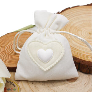 SACCHETTINO CON CUORE COLOR PANNA – Bomboniera Completa di Confezione