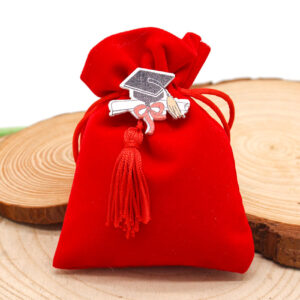 K4057 – SACCHETTINO ROSSO LAUREA CON TOCCO IN LEGNO E NAPPINA ROSSA – Bomboniera Completa di Confezione