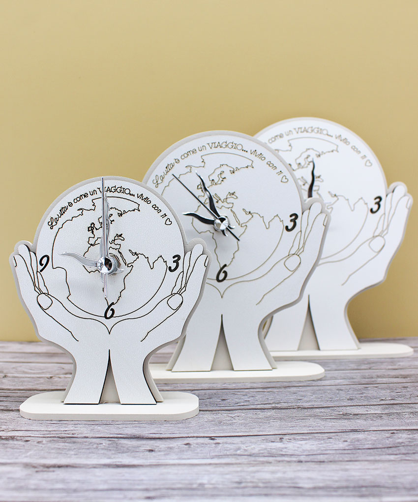 Bomboniera Orologio Mani con Mappamondo Sabbia