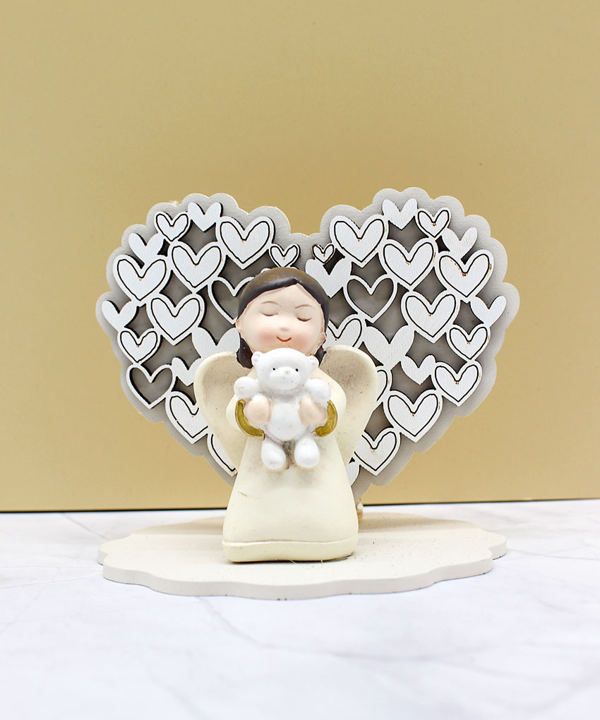 Bomboniera Profumatore Angioletto con Base a Forma di Cuore in Legno Intagliato colore Sabbia – 10 × 10 cm