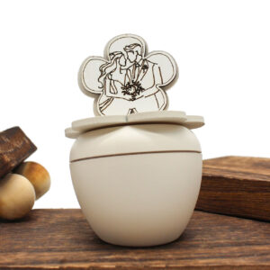 Bomboniera Candela Coppia Sposi con Contenitore 7x9 cm