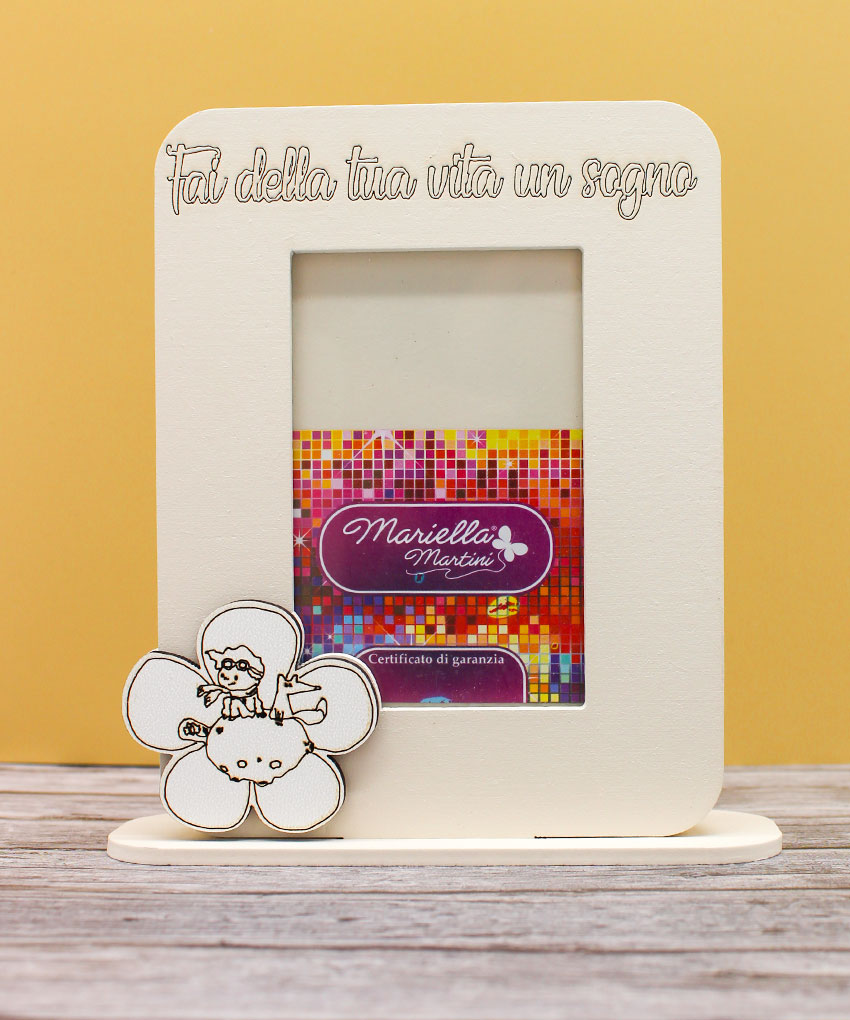 CR6093 – Bomboniera Portafoto con Piccolo Principe in legno colore Sabbia – 12 × 19 cm
