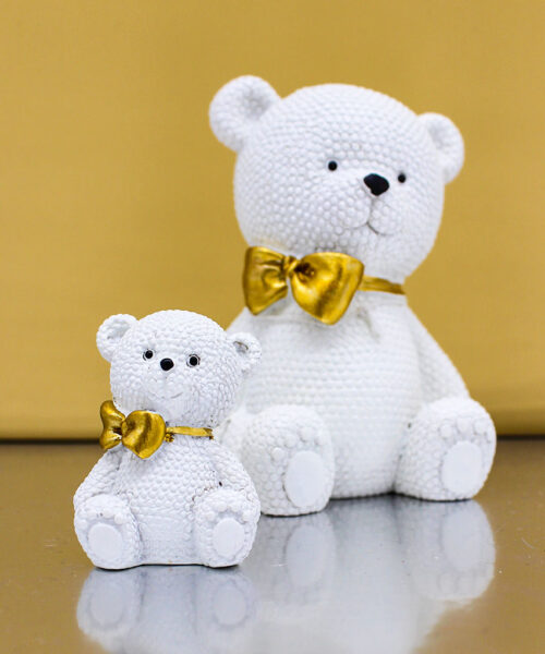 Bomboniera Statuina Orso Puntellato Bianco con Fiocco Oro – 2 Misure