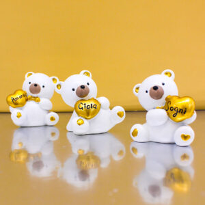 C991 Oro Bomboniera Orsetto con Cuore e Incisione – 3 Modelli Assortiti