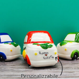 Bomboniera Auto in Ceramica Decorata 3D Personalizzabile – 4 Colori Assortiti
